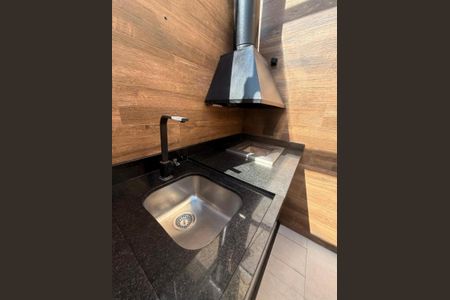 Casa de condomínio para alugar com 100m², 2 quartos e 2 vagas Casa de condomínio para alugar com 100m², 2 quartos e 2 vagasCozinha