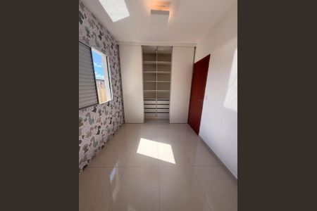 Casa de condomínio para alugar com 100m², 2 quartos e 2 vagas Casa de condomínio para alugar com 100m², 2 quartos e 2 vagasQuarto