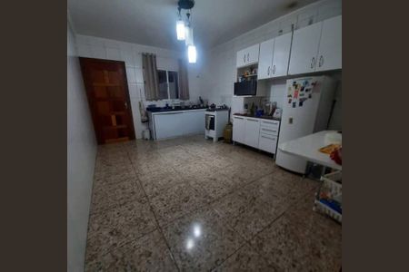 Casa à venda com 91m², 2 quartos e 2 vagas Casa à venda com 91m², 2 quartos e 2 vagasCozinha