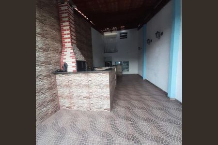 Casa à venda com 91m², 2 quartos e 2 vagas Casa à venda com 91m², 2 quartos e 2 vagasÁrea externa