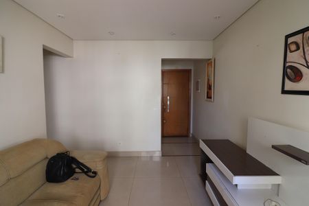 Apartamento à venda com 67m², 2 quartos e 1 vagaSala 