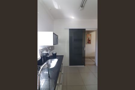 Apartamento à venda com 67m², 2 quartos e 1 vagaCozinha e Área de Serviço
