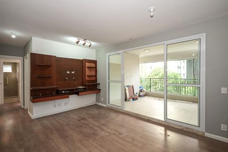 Apartamento à venda com 110m², 3 quartos e 2 vagasSala