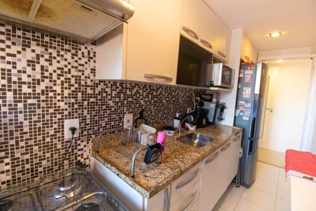 Apartamento à venda com 65m², 2 quartos e 1 vagaCozinha e Área de Serviço