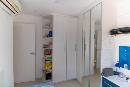 Quarto 1 de apartamento à venda com 2 quartos, 65m² em Fátima, Niterói