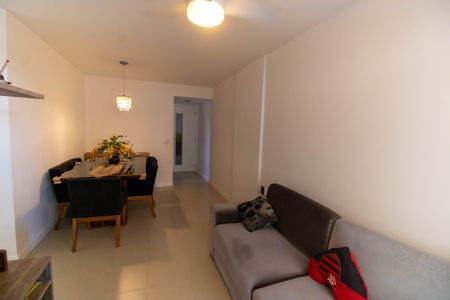 Sala de apartamento à venda com 2 quartos, 65m² em Fátima, Niterói
