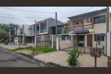Casa à venda com 161m², 3 quartos e 2 vagasPlaca/Fachada