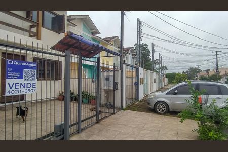 Casa à venda com 161m², 3 quartos e 2 vagasPlaca/Fachada