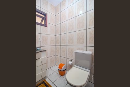 Casa à venda com 161m², 3 quartos e 2 vagasBanheiro da suite