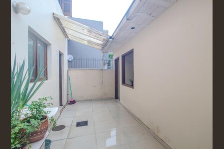 Casa à venda com 161m², 3 quartos e 2 vagasQuintal