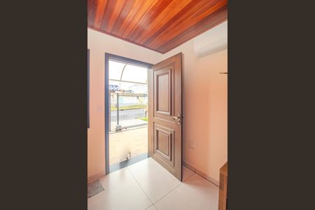 Casa à venda com 161m², 3 quartos e 2 vagasSala