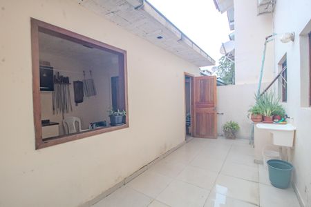 Casa à venda com 161m², 3 quartos e 2 vagasQuintal