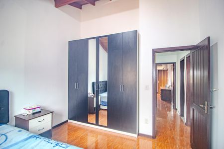 Casa à venda com 161m², 3 quartos e 2 vagasQuarto