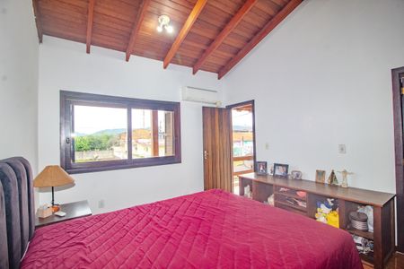 Casa à venda com 161m², 3 quartos e 2 vagasSuite