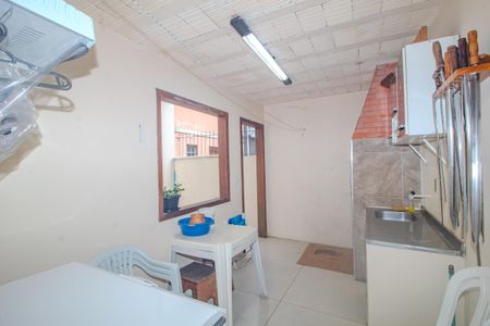 Casa à venda com 161m², 3 quartos e 2 vagasChurrasqueira