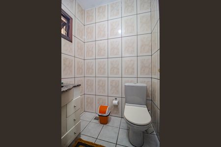 Casa à venda com 161m², 3 quartos e 2 vagasBanheiro da suite