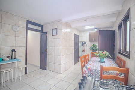 Casa à venda com 161m², 3 quartos e 2 vagasCozinha