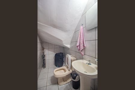 Casa à venda com 161m², 3 quartos e 2 vagasBanheiro