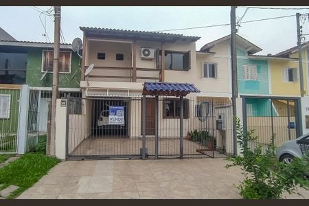 Casa à venda com 161m², 3 quartos e 2 vagasPlaca/Fachada