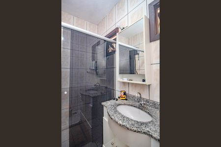 Casa à venda com 161m², 3 quartos e 2 vagasBanheiro da suite