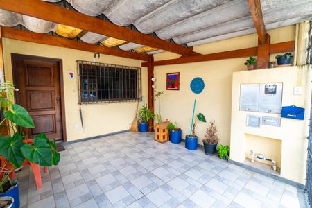 Casa à venda com 100m², 2 quartos e 1 vagaGaragem