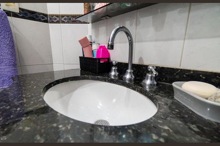 Casa à venda com 100m², 2 quartos e 1 vagaBanheiro