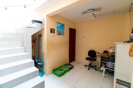 Casa à venda com 100m², 2 quartos e 1 vagaQuintal