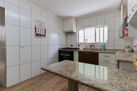 Casa para alugar com 390m², 3 quartos e 3 vagas Casa para alugar com 390m², 3 quartos e 3 vagasCozinha