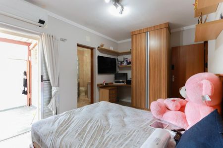 Casa para alugar com 390m², 3 quartos e 3 vagas Casa para alugar com 390m², 3 quartos e 3 vagasSuíte