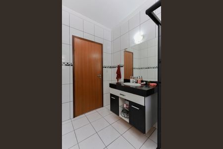 Casa para alugar com 390m², 3 quartos e 3 vagas Casa para alugar com 390m², 3 quartos e 3 vagasBanheiro social 2