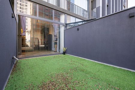 Studio à venda com 53m², 1 quarto e sem vaga Studio à venda com 53m², 1 quarto e sem vagaVaranda