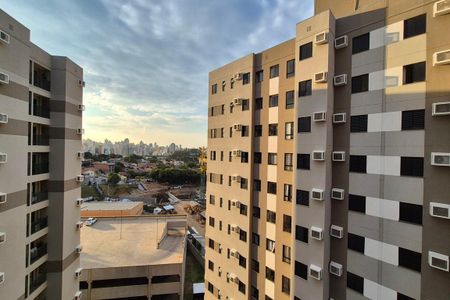 Apartamento à venda com 46m², 2 quartos e 1 vagaVista da Área de Serviço 