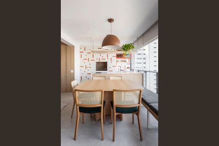 Apartamento para alugar com 118m², 2 quartos e 2 vagasVaranda