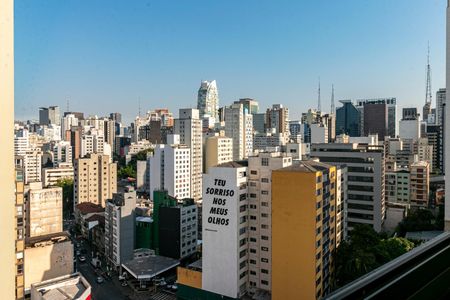 Apartamento à venda com 46m², 1 quarto e sem vagaVaranda