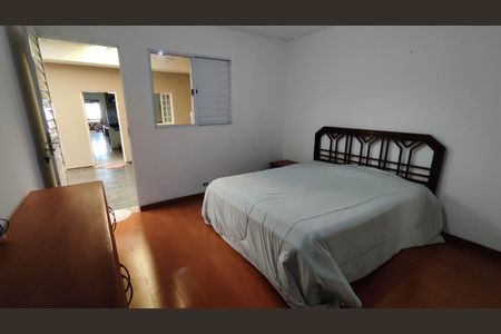 Casa para alugar com 250m², 4 quartos e 3 vagasQuarto 2