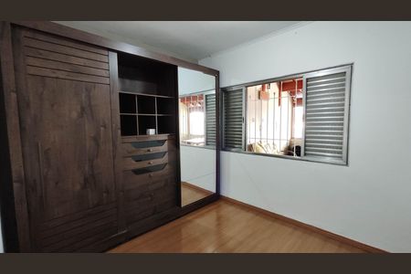 Casa para alugar com 250m², 4 quartos e 3 vagasSuíte