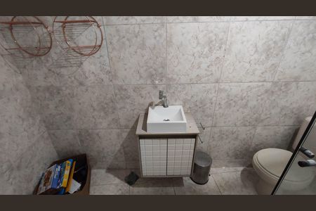 Casa para alugar com 250m², 4 quartos e 3 vagasBanheiro 2