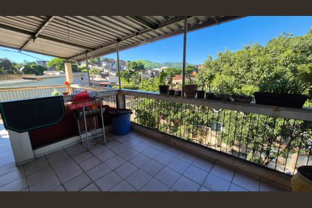 Casa à venda com 67m², 2 quartos e sem vagaÁrea comum e varanda