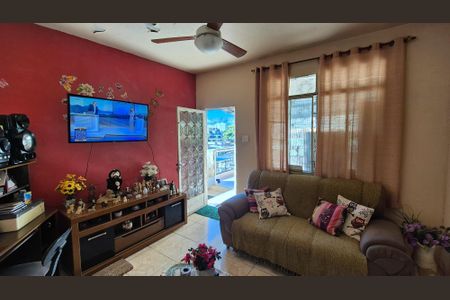 Casa à venda com 67m², 2 quartos e sem vagaSala