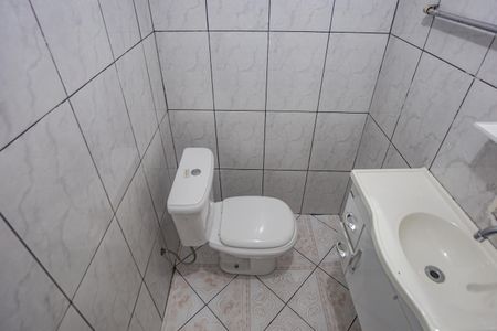 Casa para alugar com 50m², 2 quartos e 1 vaga Casa para alugar com 50m², 2 quartos e 1 vagaBanheiro da Suíte