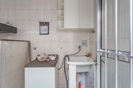 Casa para alugar com 50m², 2 quartos e 1 vaga Casa para alugar com 50m², 2 quartos e 1 vagaCozinha e Área de Serviço