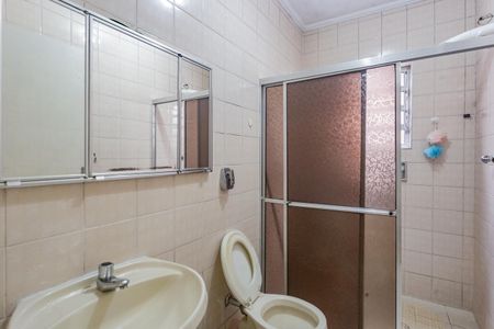 Casa para alugar com 50m², 2 quartos e 1 vaga Casa para alugar com 50m², 2 quartos e 1 vagaBanheiro Social