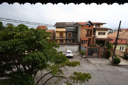 Casa de condomínio à venda com 220m², 4 quartos e 2 vagas Casa de condomínio à venda com 220m², 4 quartos e 2 vagasvista