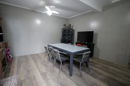 Casa à venda com 250m², 5 quartos e 2 vagasÁrea Gourmet