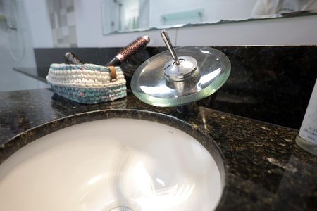 Casa à venda com 250m², 5 quartos e 2 vagasBanheiro Suíte