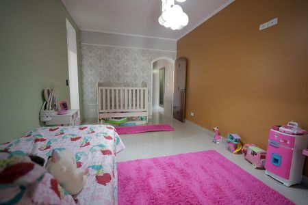 Casa à venda com 250m², 5 quartos e 2 vagasQuarto Suíte