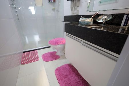 Casa à venda com 250m², 5 quartos e 2 vagasBanheiro Suíte