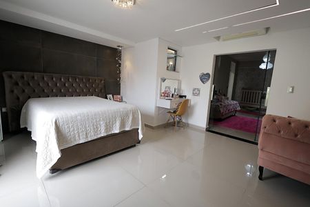 Casa à venda com 250m², 5 quartos e 2 vagasQuarto 4