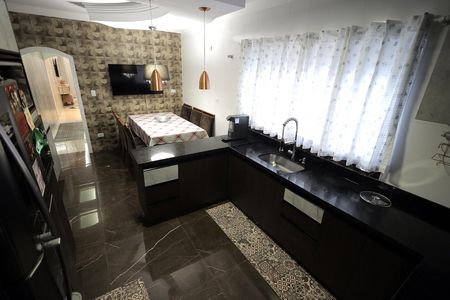 Casa à venda com 250m², 5 quartos e 2 vagasCozinha