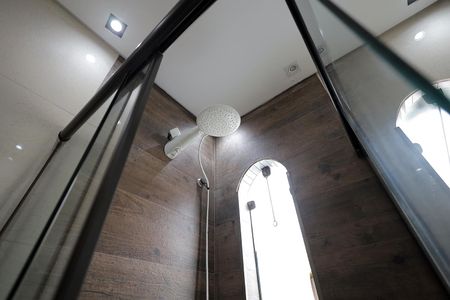 Casa à venda com 250m², 5 quartos e 2 vagasBanheiro 2